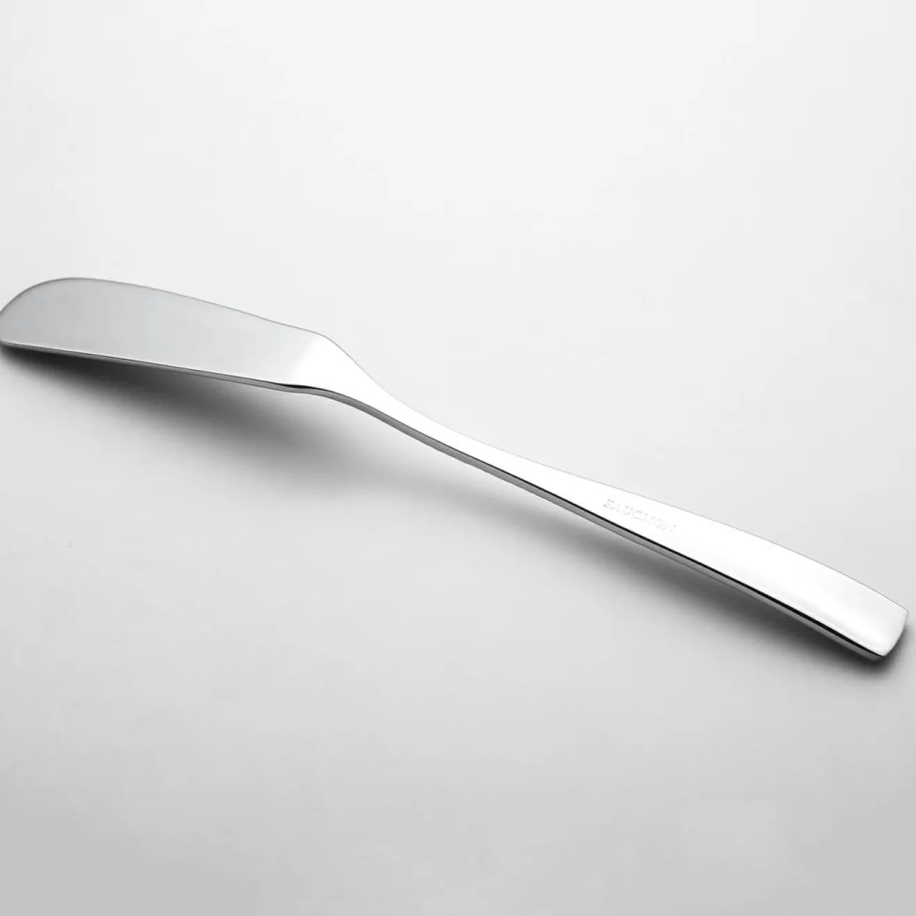 Fauchon 12 Couteaux à beurre Signature argentés - 16.4 cm