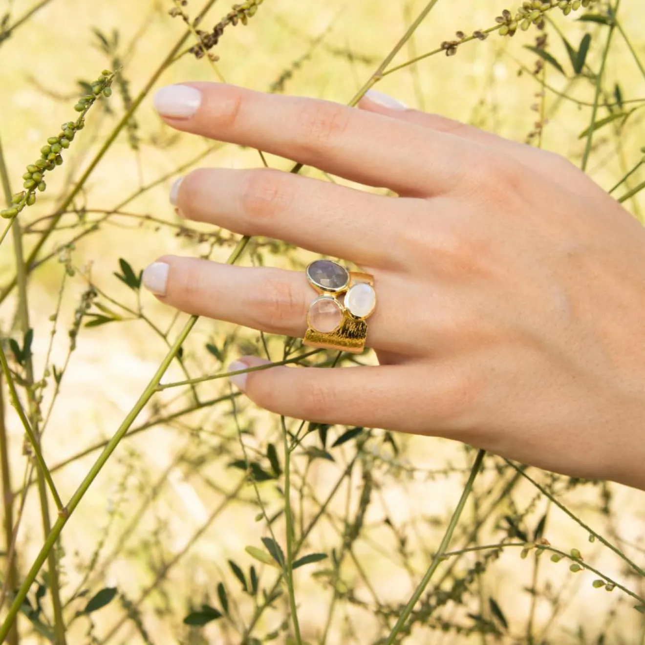 Femme Moonstone Bague Carmen Labradorite & Quartz en laiton doré