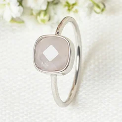 Discount Moonstone Bague Ella Quartz en laiton