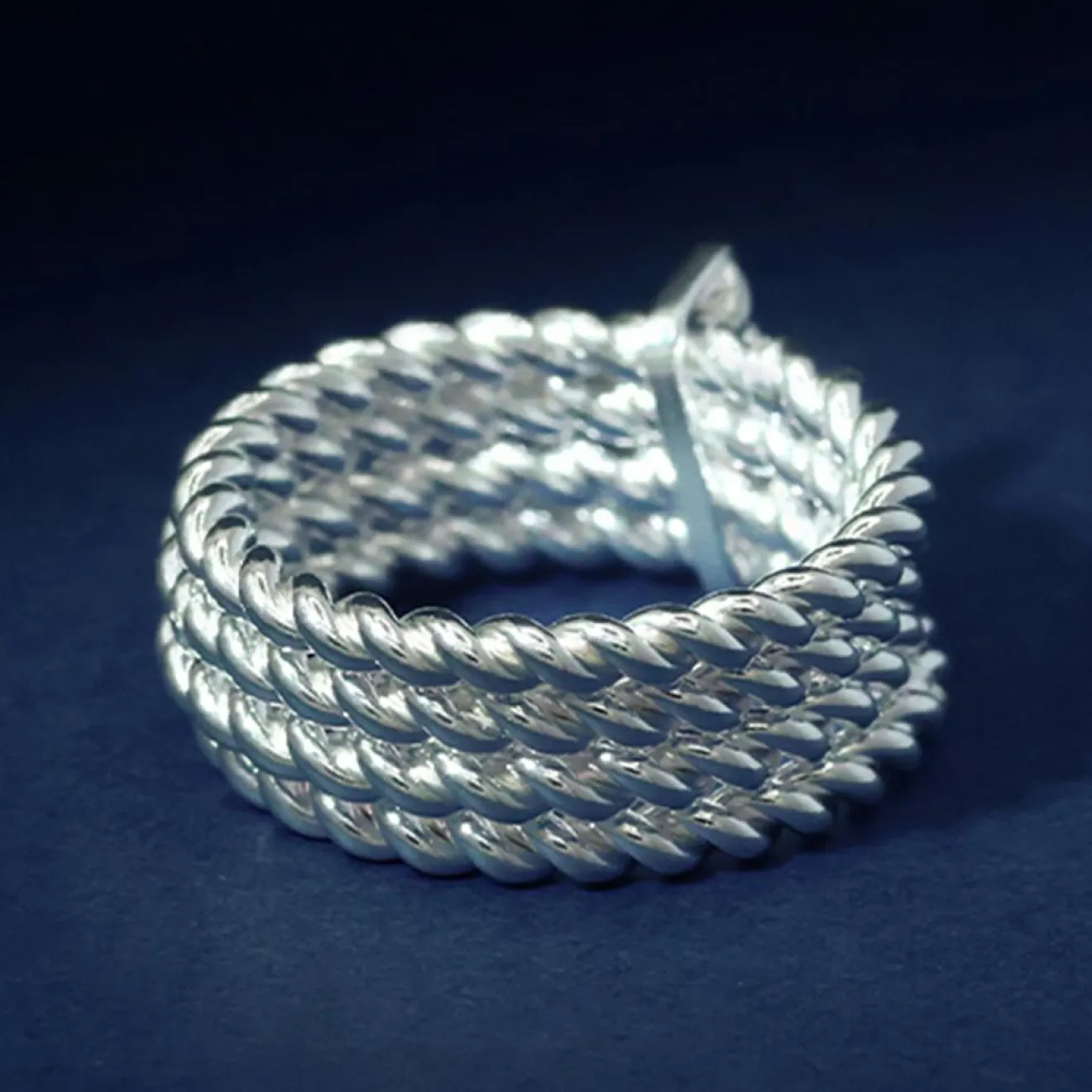 New By Rafaella Bague Mismar en Argent