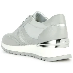 Femme Geox Baskets en Cuir Desya gris pâle