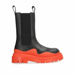 Femme Bottega Veneta Boots en cuir noir/orange