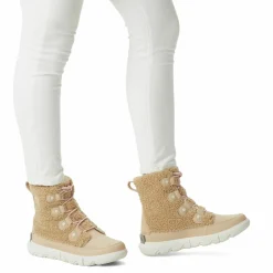 Femme Sorel Boots en fausse fourrure doublure polaire Explorer II beiges
