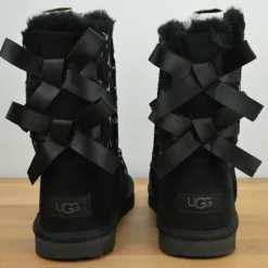 Enfant Ugg Boots fourrées Laine Bailey BoMoon motif étoiles noir/argenté