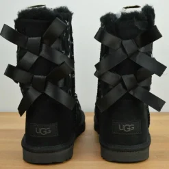 Enfant Ugg Boots fourrées Laine en Velours de cuir Bailey BoMoon and Stars noires