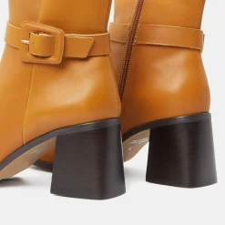 Outlet Galeries Lafayette Bottines en Cuir boucle recouverte camel - Talon 6 cm