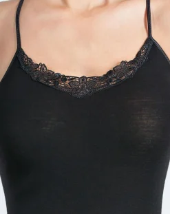 Outlet Mare Caraco fines bretelles motif macramé Laine & Soie tissée noir