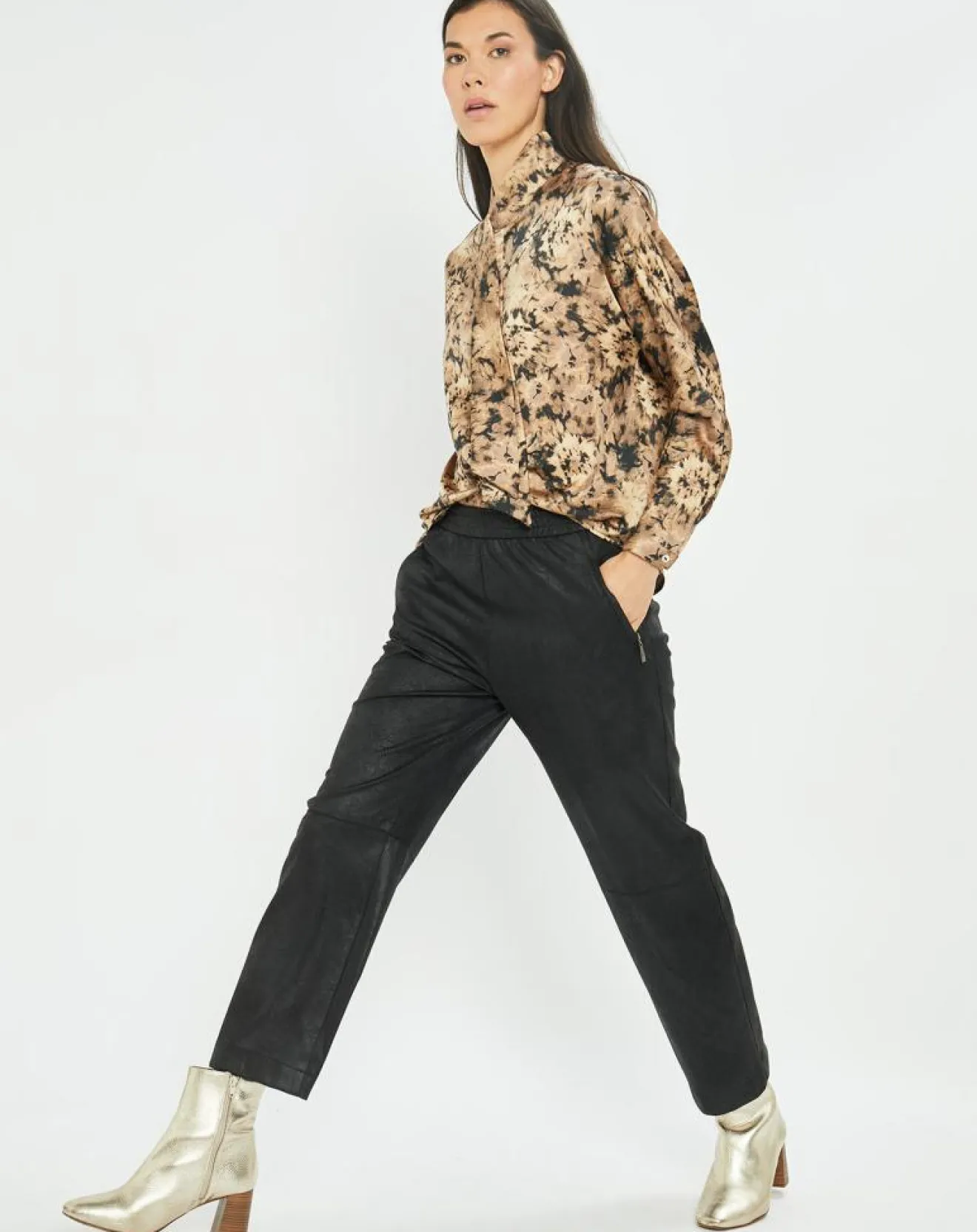 Femme Lauren Vidal Chemise satinée Store écorce dorée