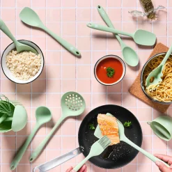 Outlet Bjorn Couverts à salade en silicone IVAR vert pâle