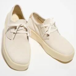 Clarks Derbies en Velours de Cuir Ashcott Cup écrues