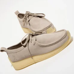 Homme Clarks Derbies en Velours de Cuir Rossendale gris clair