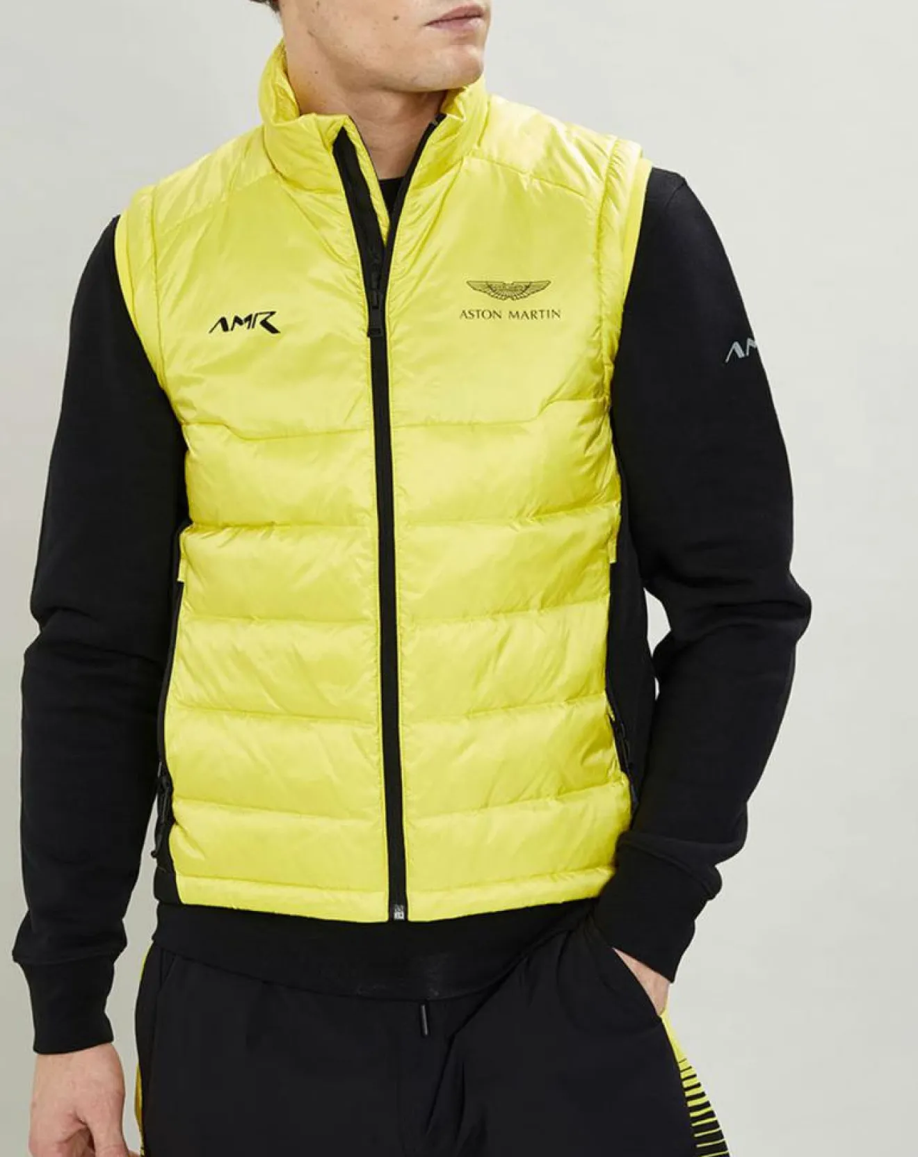 Sale Hackett London Doudoune sans manches Aston Martin Racing jaune clair
