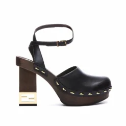 Femme Fendi Escarpins sabots en cuir à talon décoratif noirs