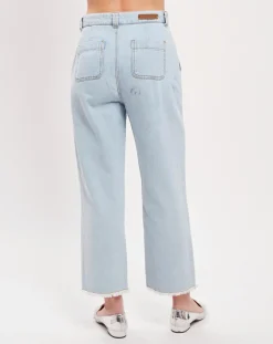 Femme Harris Wilson Jean Creg bleach