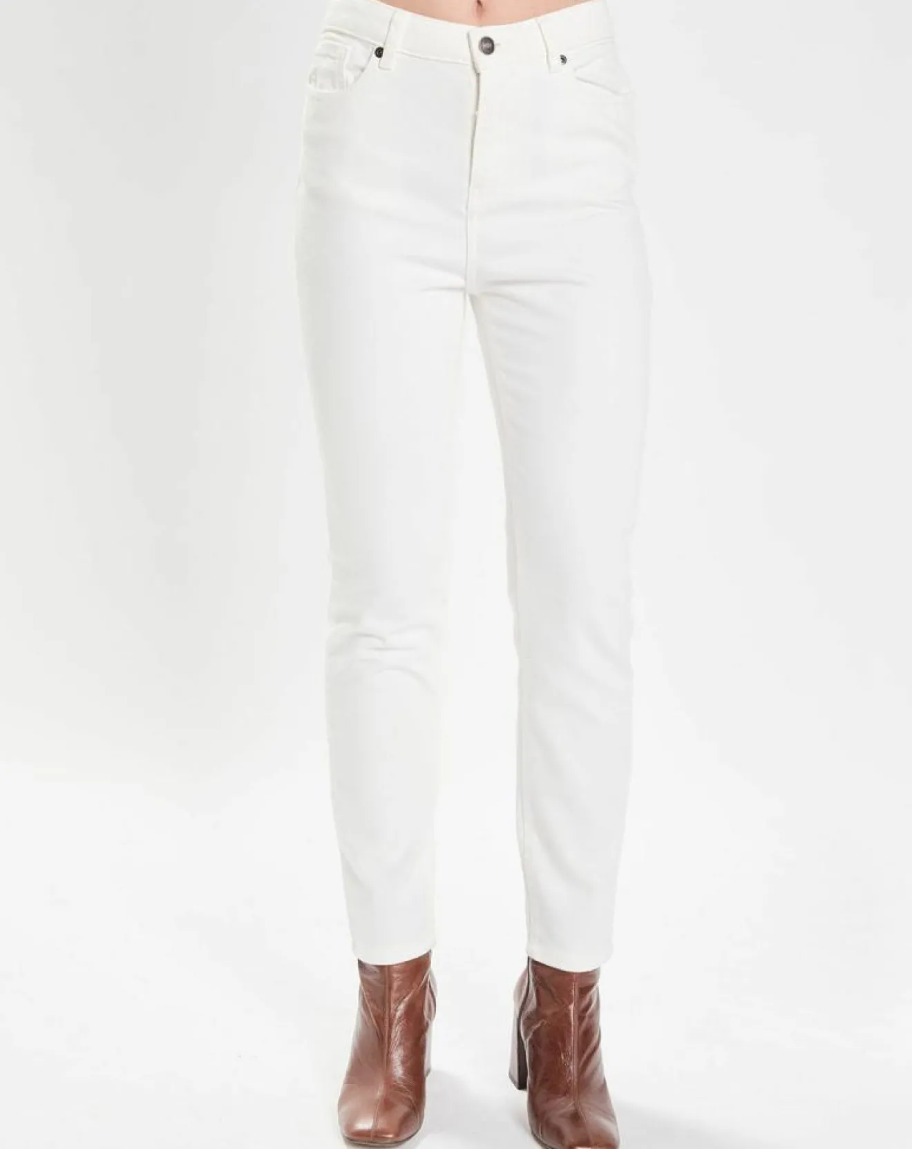 Femme Galeries Lafayette Jean Slim blanc