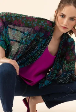 Femme Bleu Blanc Rouge Kimono Magie bleu