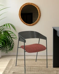 Uniqka lot de 4 Chaise wisla en tissu avec dossier en bois et pieds en métal