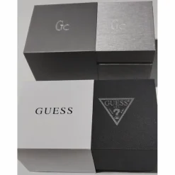 Sale Guess Collection Montre Homme en Cuir noire