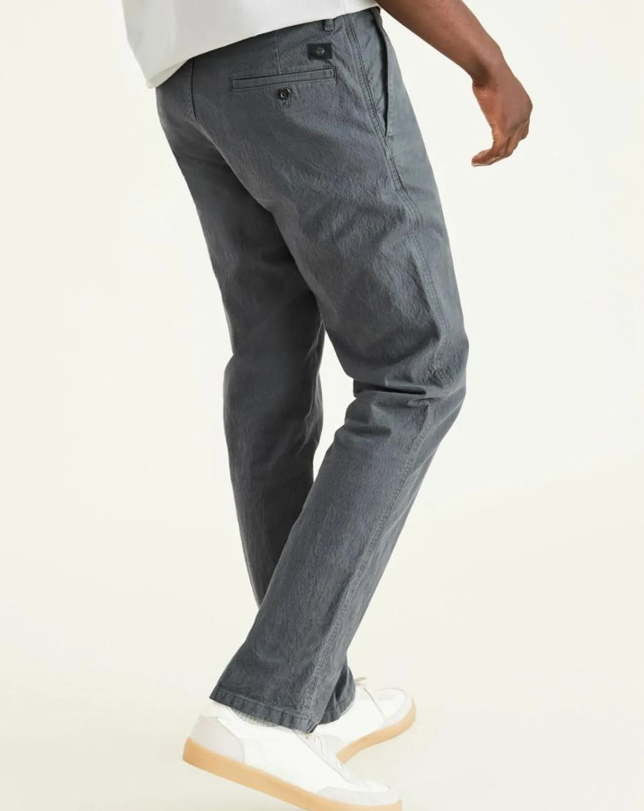 Sale Dockers Pantalon chino en Coton Bio Alpha Icon Tapered à carreaux gris