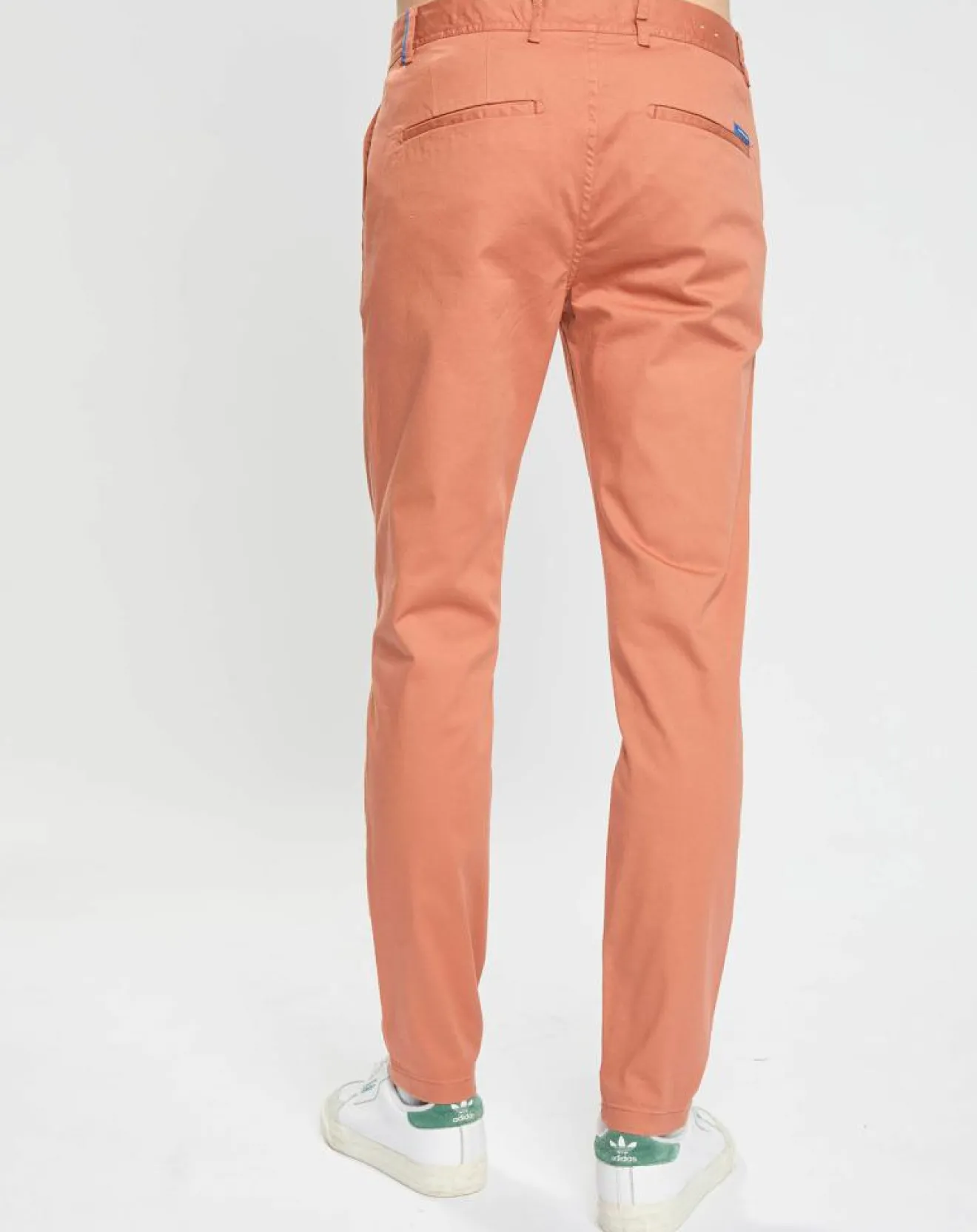 Homme Scotch & Soda Pantalon Chino Super Slim Fit en Coton Bio mélangé Stretch brique