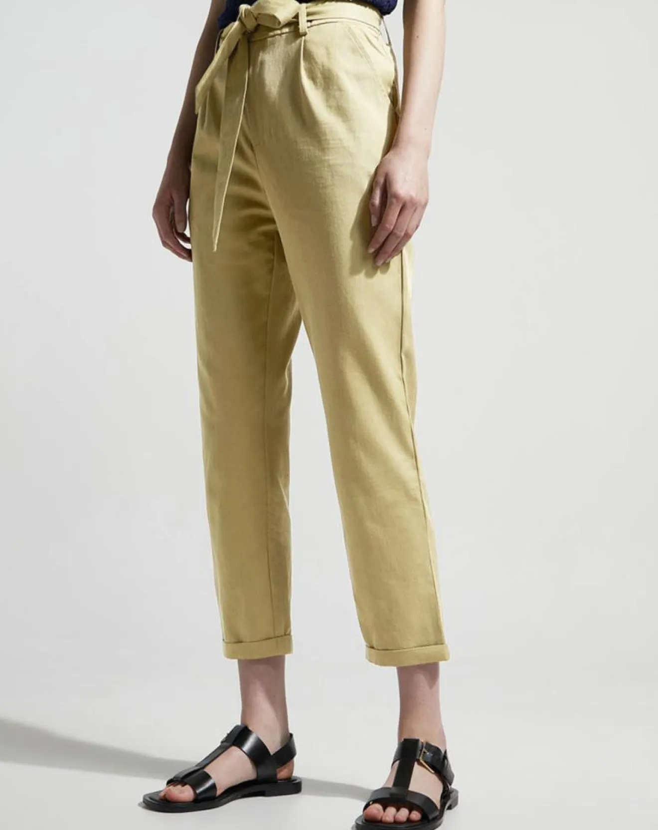 Sale Garance Paris Pantalon droit chino Lupin kaki
