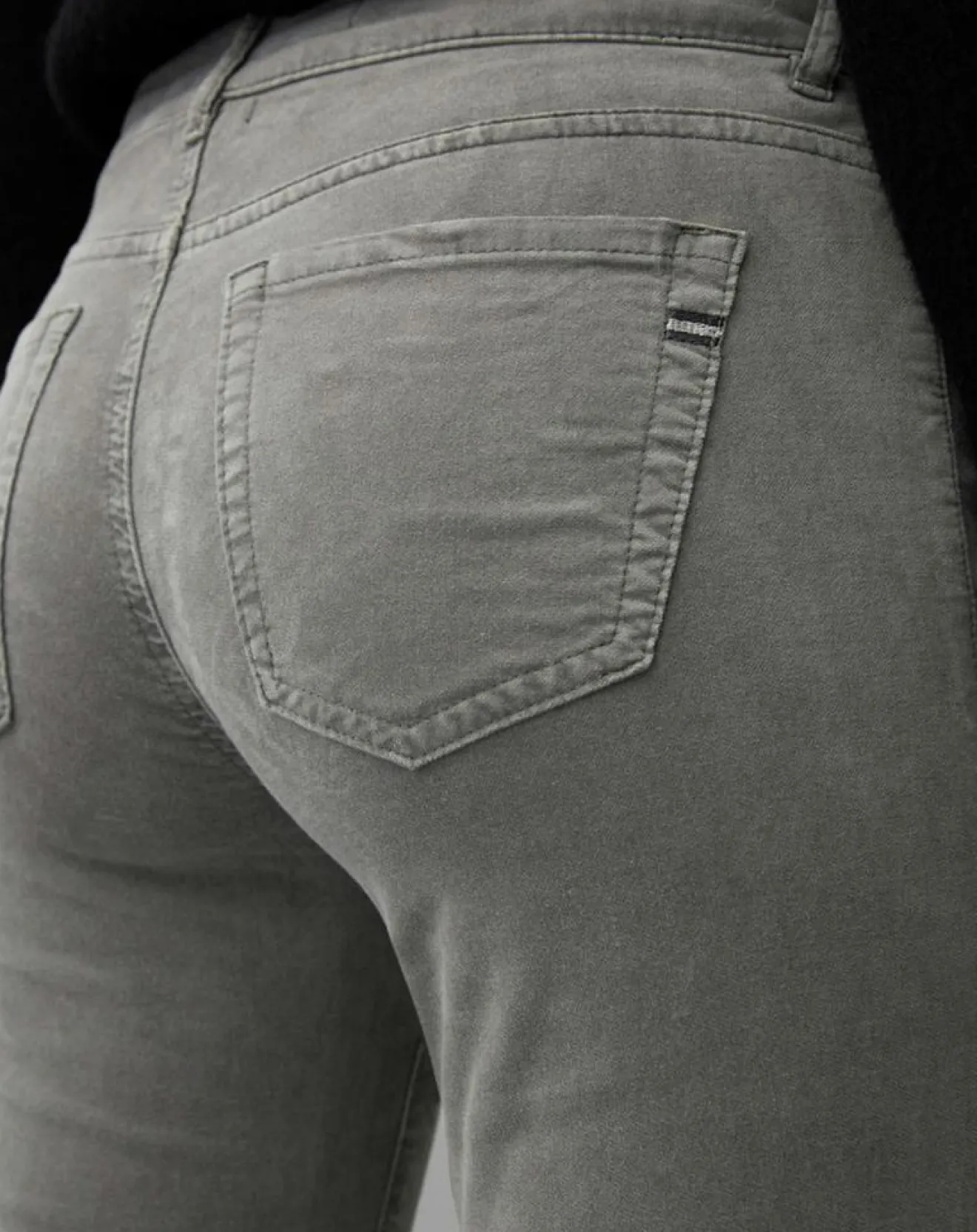 Discount Marc O'Polo Pantalon slim Albi effet Velours gris clair