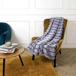 Home Deco Factory Plaid en fausse fourrure gris - 120x150 cm