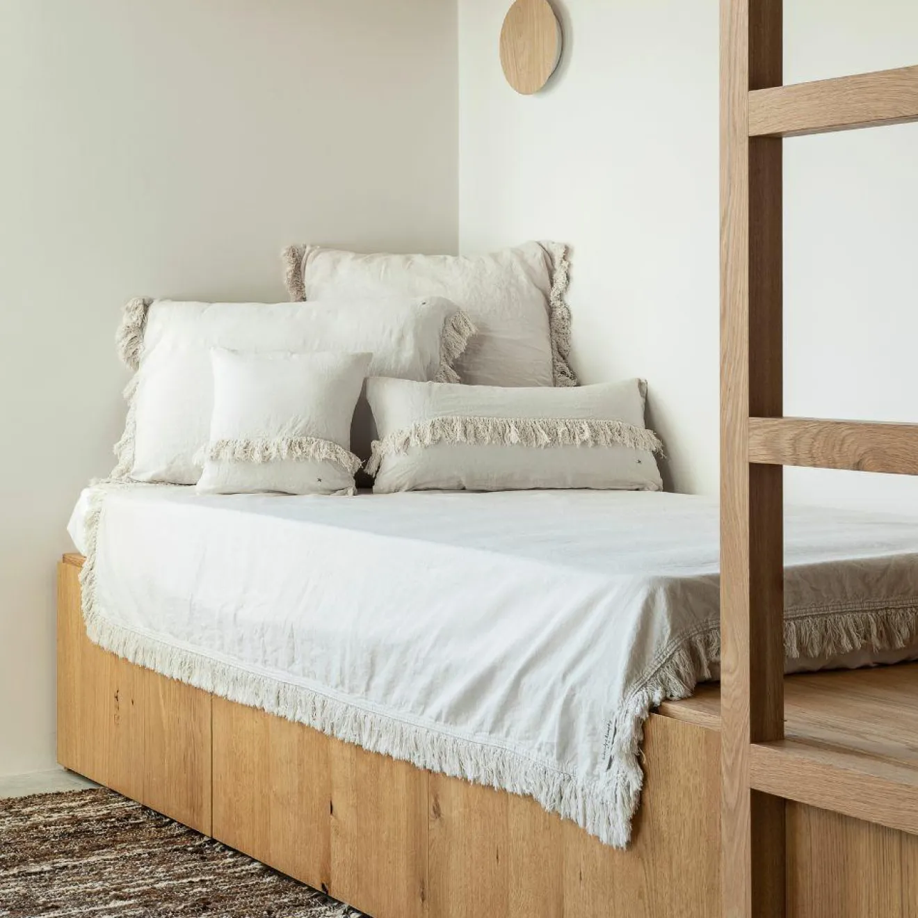 New Bed and Philosophy Plaid en lin & coton finitions frangées plume 150x180cm