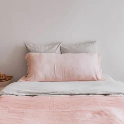 Outlet Bed and Philosophy Plaid en lin lavé finitions frangées rose 150x180cm