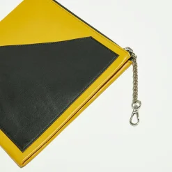 Femme Marni Pochette en Cuir à main mousqueton moutarde - 18x19 cm