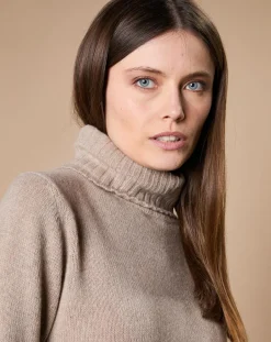 Femme Oscar et Louise Pull 100% Cachemire 4 fils Audrey col roulé beige foncé