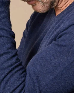 Sale Oscar et Louise Pull 100% Cachemire Lucien col V bleu marine