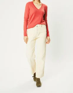 Galeries Lafayette Pull 100% Cachemire Yocon col V rouge rosé