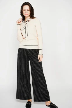 Femme C&Jo Pull en Cachemire mélangé col V à noeud crème