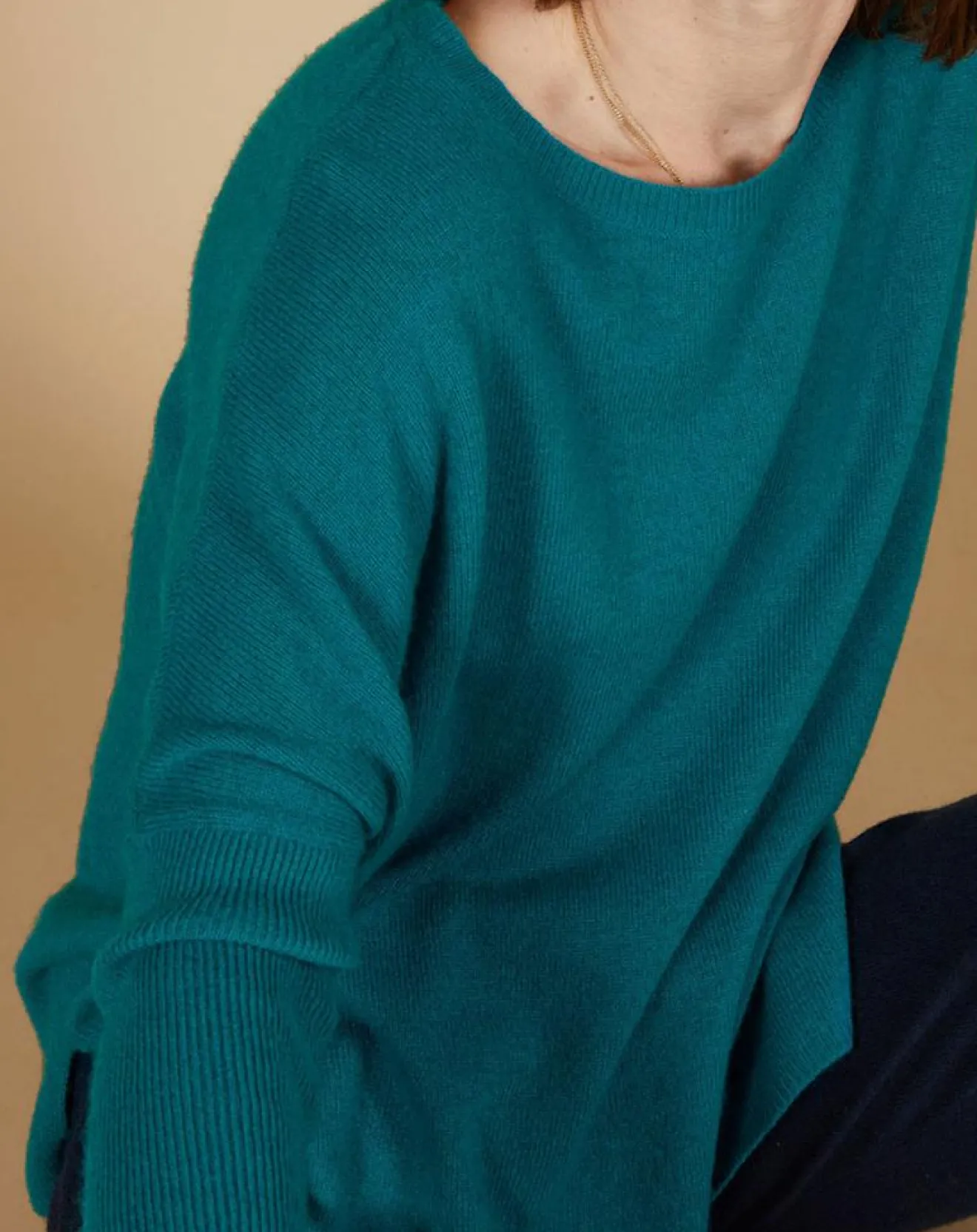 Outlet Cashmere Tribu Pull poncho 100% Cachemire Alizée col rond bleu paon