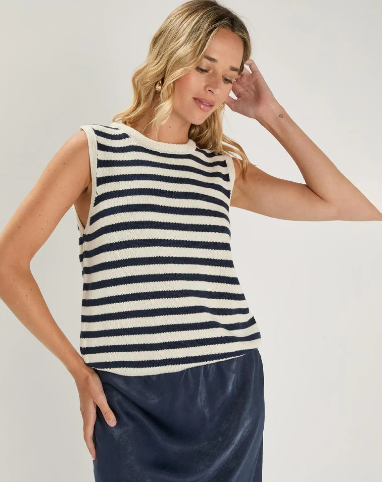 An'ge Pull Vanamata marine