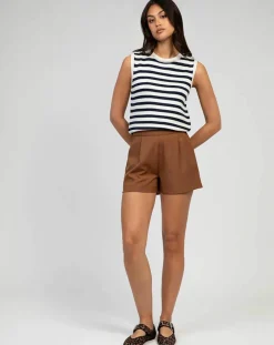 An'ge Pull Vanamata marine