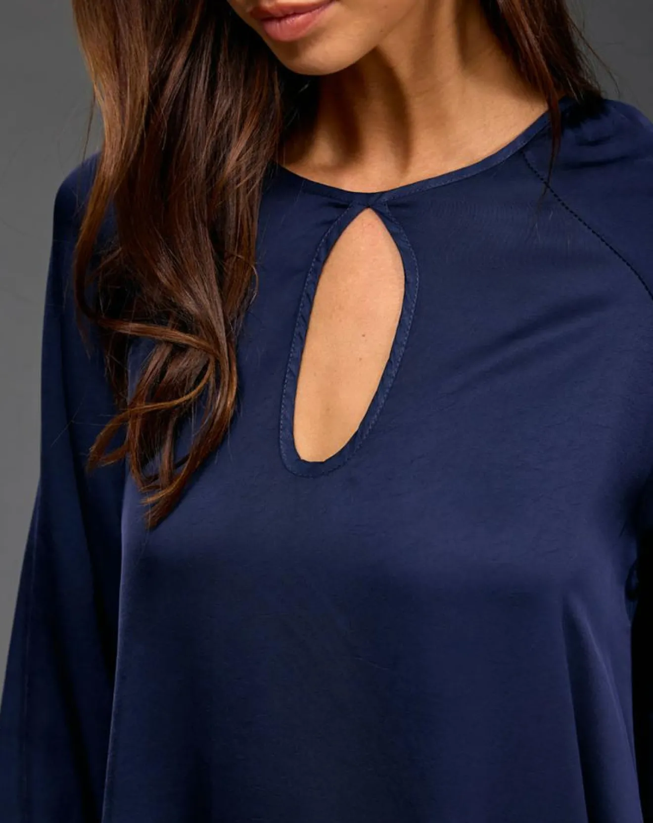 Lauren Vidal Robe Conti éclipse