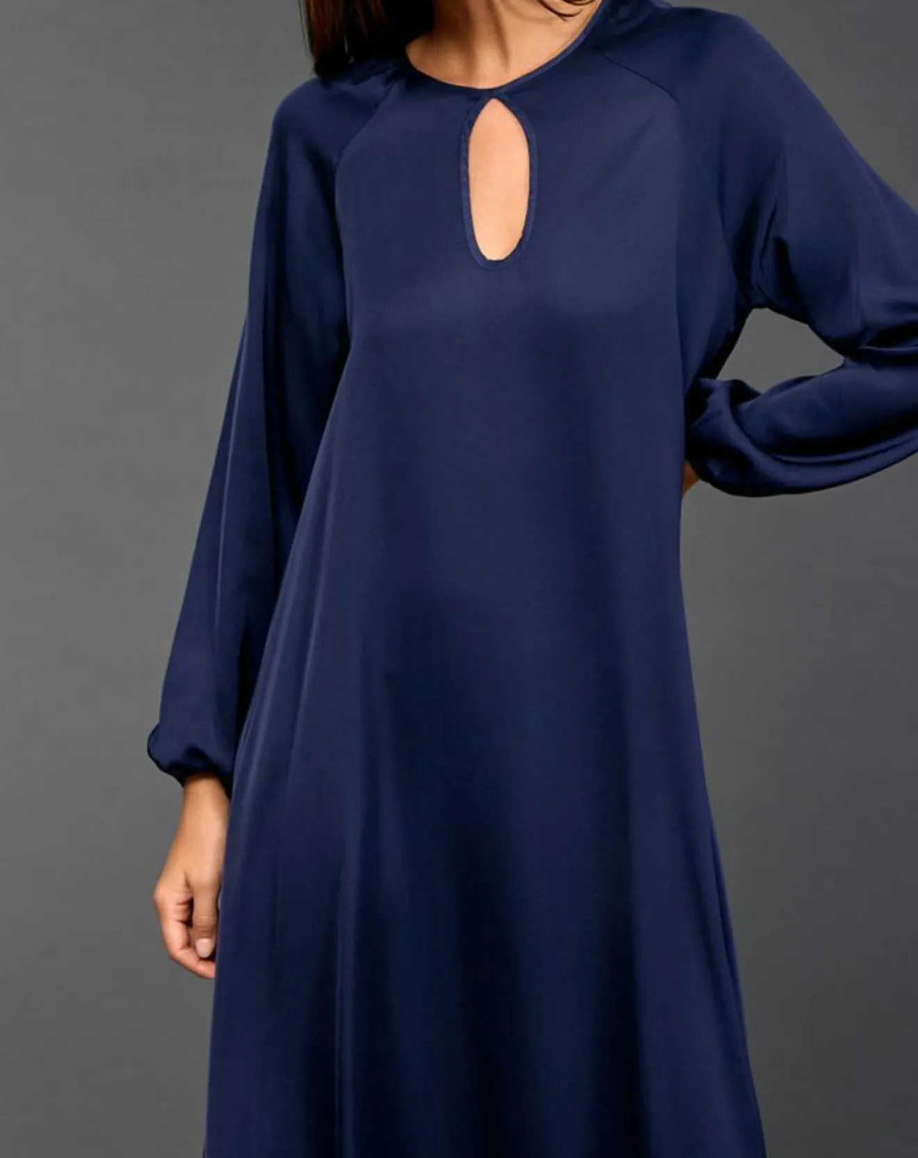 Lauren Vidal Robe Conti éclipse