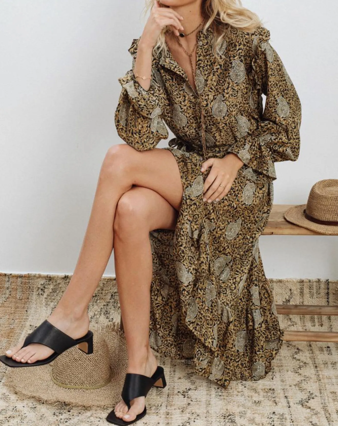 Femme Lauren Vidal Robe en Soie mélangée Sasha dorée