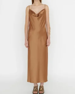 Femme Zapa Robe Ropa havane