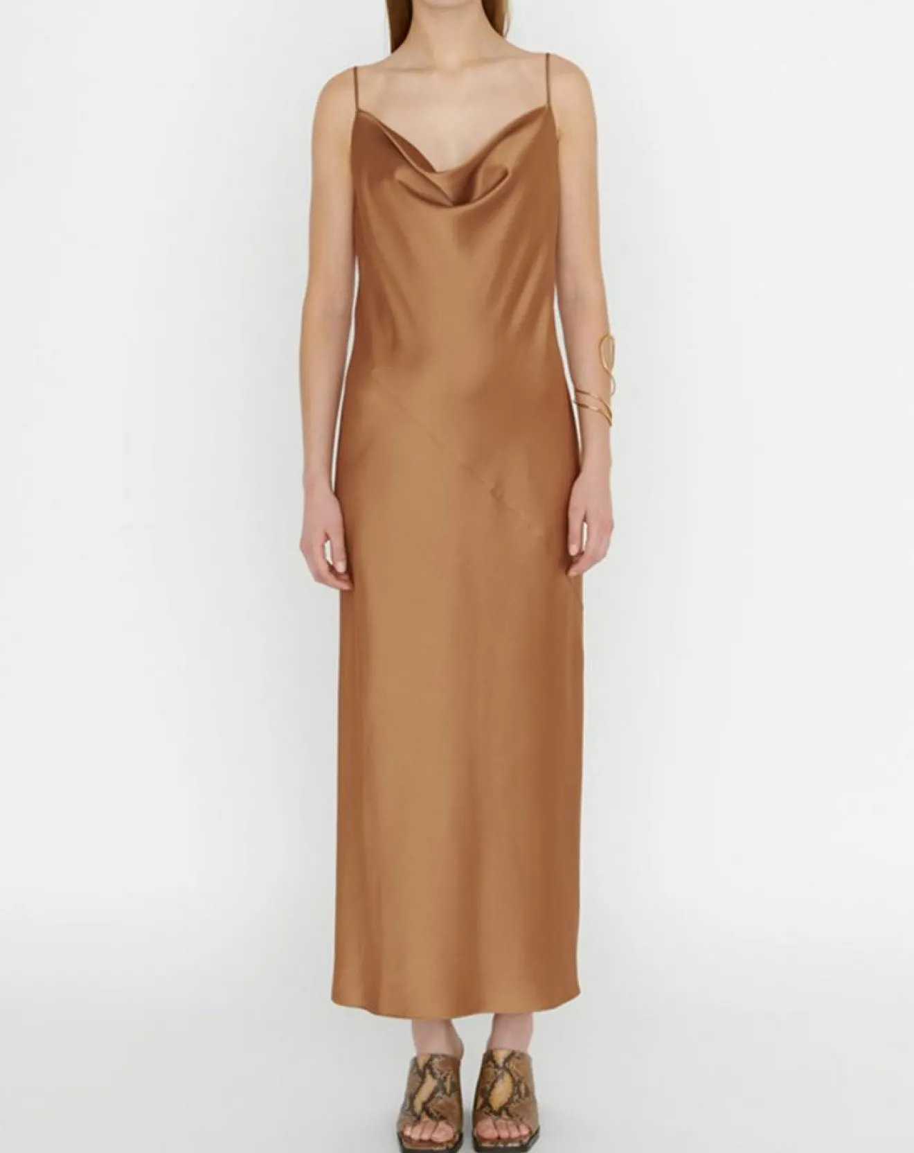 Femme Zapa Robe Ropa havane