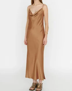 Femme Zapa Robe Ropa havane