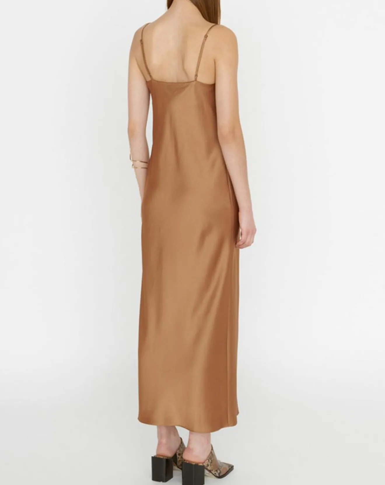 Femme Zapa Robe Ropa havane