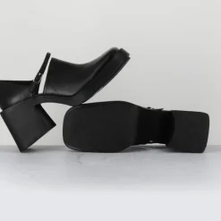 Clearance Justine Clenquet Sabots en Cuir Kim noirs - Talon 8 cm