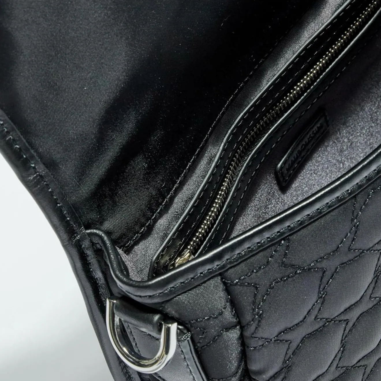 Femme Mauboussin Sac en Toile brodée Je t'Attends Je t'Aime nº2 noir - 20x25x8 cm