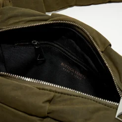 Femme Bottega Veneta Sac photo rembourré Arco taille moyenne olive - 18x28x9 cm