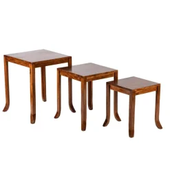 New Bois & Chiffons Set de 3 tables basses gigognes en acacia massif Marron - 45x45x56 cm