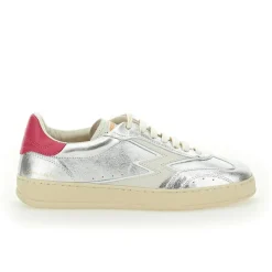 Femme Moa Concept Sneakers en cuir Club argentées