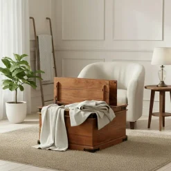 New Bois & Chiffons Table basse coffre carrée en acacia massif Naturel - 85x85x50 cm